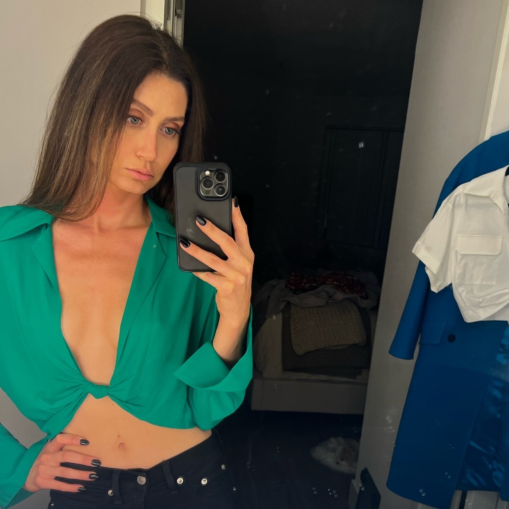 Green Zara top